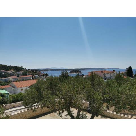 Charming sea view Apartment in Hvar