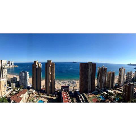 Cielo Benidorm a 50 metros de la playa