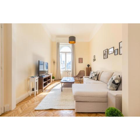 City Center Dream Home 2BR/2Bath