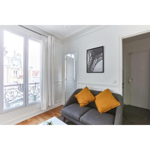 Courcelles - Monceau City Apartment