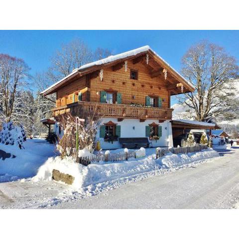 Detached holiday home in Ellmau near the ski lift