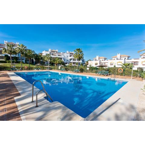 Estepona apartment with terrace and pool Ref M16