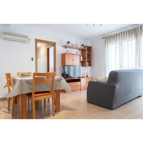 Excelente apartamento en 2ª línea de playa. WIFI!