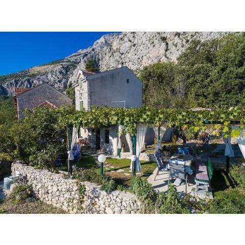 Family friendly house with a parking space Gornji Tucepi - Podpec, Makarska - 6915