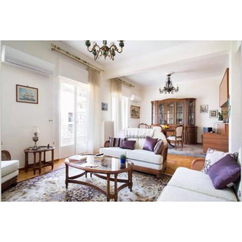 Feel Like Home at a Beautiful Athenian Apartment