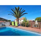 Finca El Poleo with pool and sea view