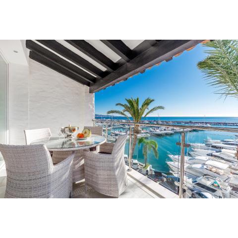 Front Line Penthouse Puerto Banus With Sea Views