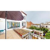 GLEN'S COVE - Cosy 4-bedroom flat in Calella