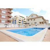 Global Properties, Estudio para parejas con piscina en Canet playa