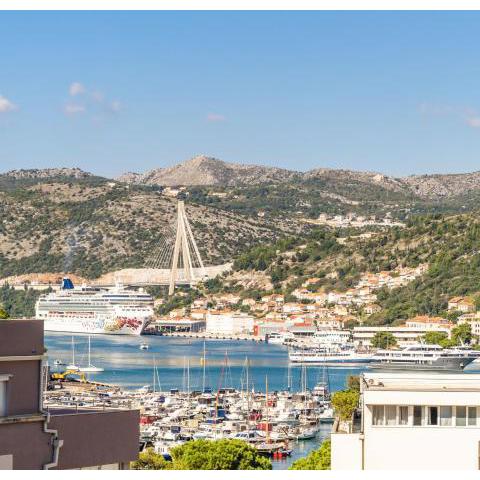 Gorgeous Dubrovnik apartment with sea view