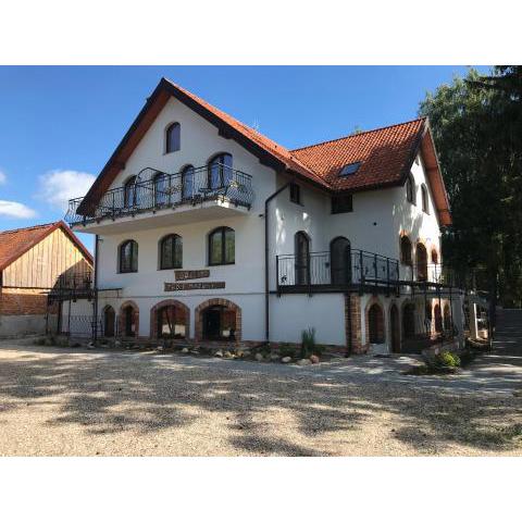 Gościniec Twoje Mazury nad jeziorem Śniardwy tuż obok plaży