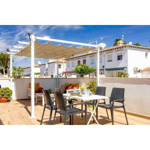 Ground floor with terrace with pool and BBQ rf400