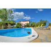 Holiday Home Pavlovi Dvori