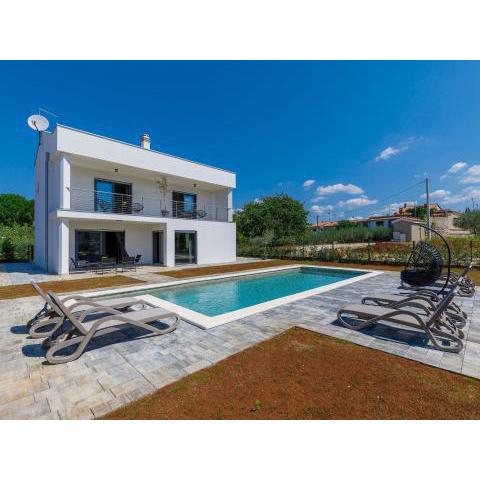 Holiday Home Villa Essea