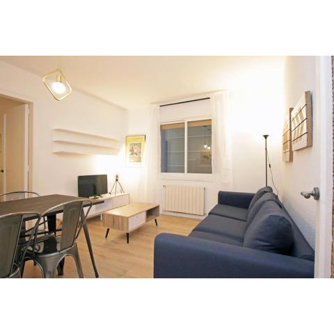 Ideal 4 bedroom in Eixample fully equipped.