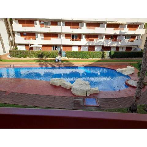 Inviting 2-Bed Apartment in Playa Flamenca