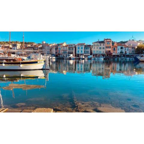 Le Best à Cassis,Top emplacement,Parking,2 pas du Port