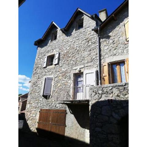 Maison d'une chambre avec balcon a Veyreau