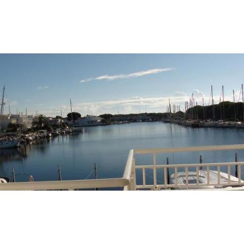 MARINA à PORT CAMARGUE