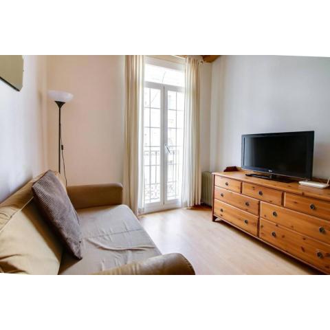 Modern 2 Bedroom in Poble Sec 7 Minutes to Metro