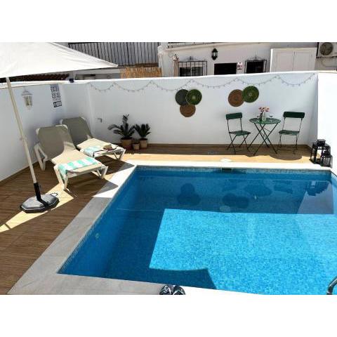 Nerja Paradise Rentals - Villa Zafiro