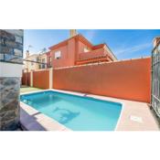 Nice Home In Cadiz With Wifi, Private Swimming Pool And Swimming Pool