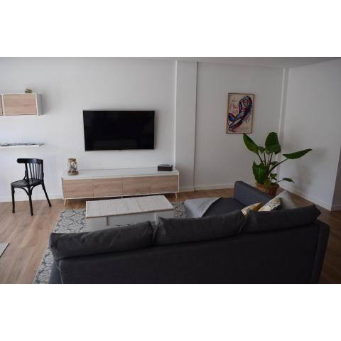 Nuevo apartamento céntrico junto al mar