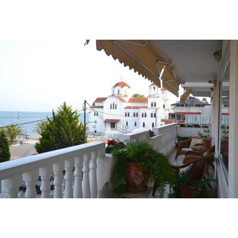 Paralia seaview apartment