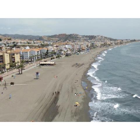 Playa Rincón de la Victoria en Plaza San Francisco