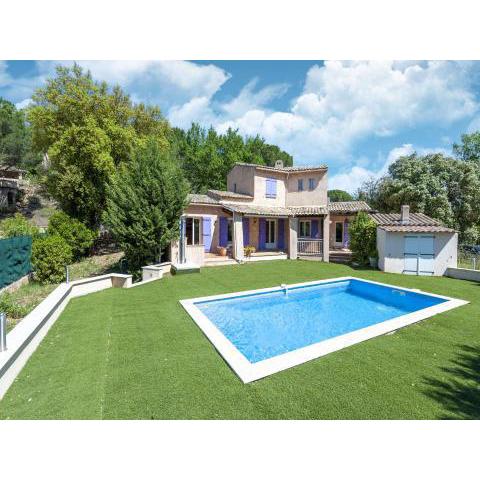 Pleasant villa in Vidauban with private pool