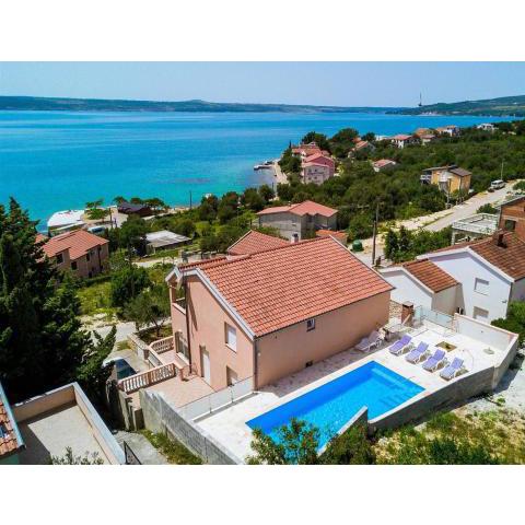 Poolincluded - Villa Maja