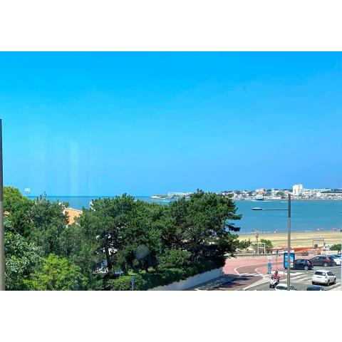 Proche plage de Royan, vue mer, équipements modernes, confort