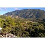 Provence Ventoux. Studio panoramique avec piscine