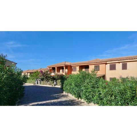 Residence a Marinella a 450 mt dal mare