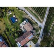 ROSTAGNI 1834 apt with pool in the Barolo region