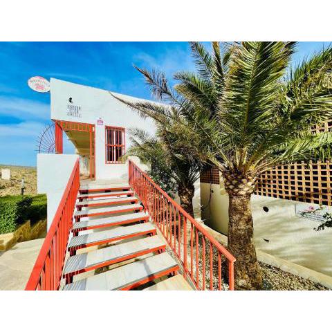 Seafront apartment in La Garrofa near the beach