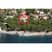 Seaside apartments with a swimming pool Pucisca, Brac - 5637