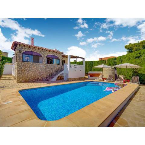 Serene Villa in Calpe with Private Swimming Pool