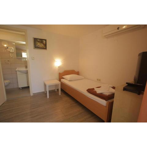 Single Room Zadar - Diklo 16023g