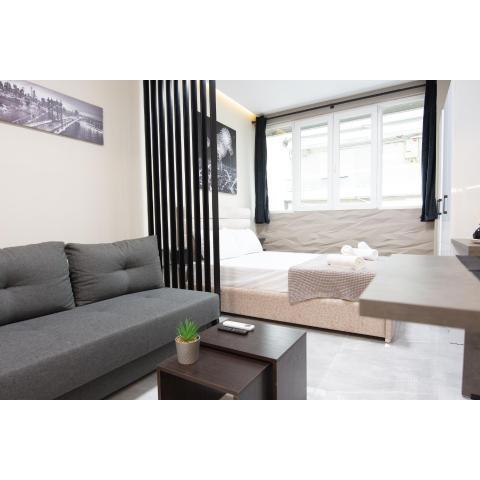 SKG Luxury Apartment