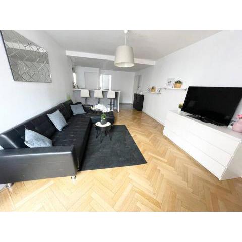 Spacieux appartement lumineux+parking+balcon