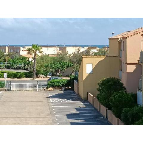 St Pierre La Mer,Appartement T2 en residence calme