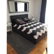 Studio apartman Lara ***