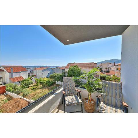 Stunning apartment in Trogir with WiFi and 2 Bedrooms