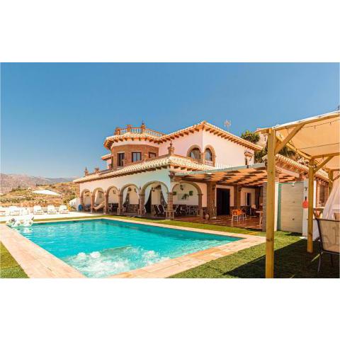 Stunning Home In Malaga With 5 Bedrooms, Wifi And Outdoor Swimming Pool