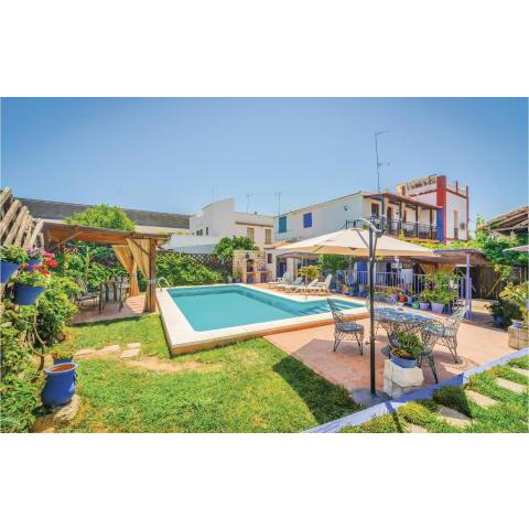 Stunning home in Peaflor with 3 Bedrooms, WiFi and Outdoor swimming pool