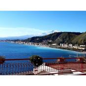 TAORMINA BEACH HOLIDAY