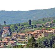 Terrazza Alta--Tuscan condo with large terrace and private garden.