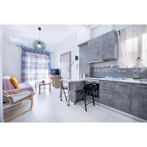 Urban Lifestyle Apartment in Piraeus