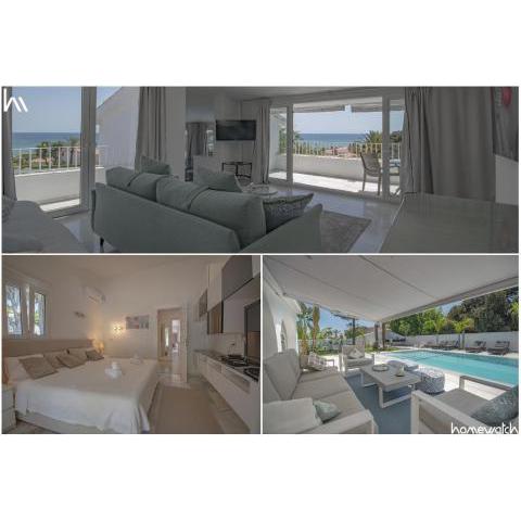 Villa Costabella Marbella at the beach